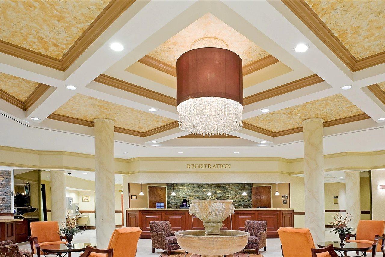Hotel Crowne Plaza Edison By Ihg Esterno foto