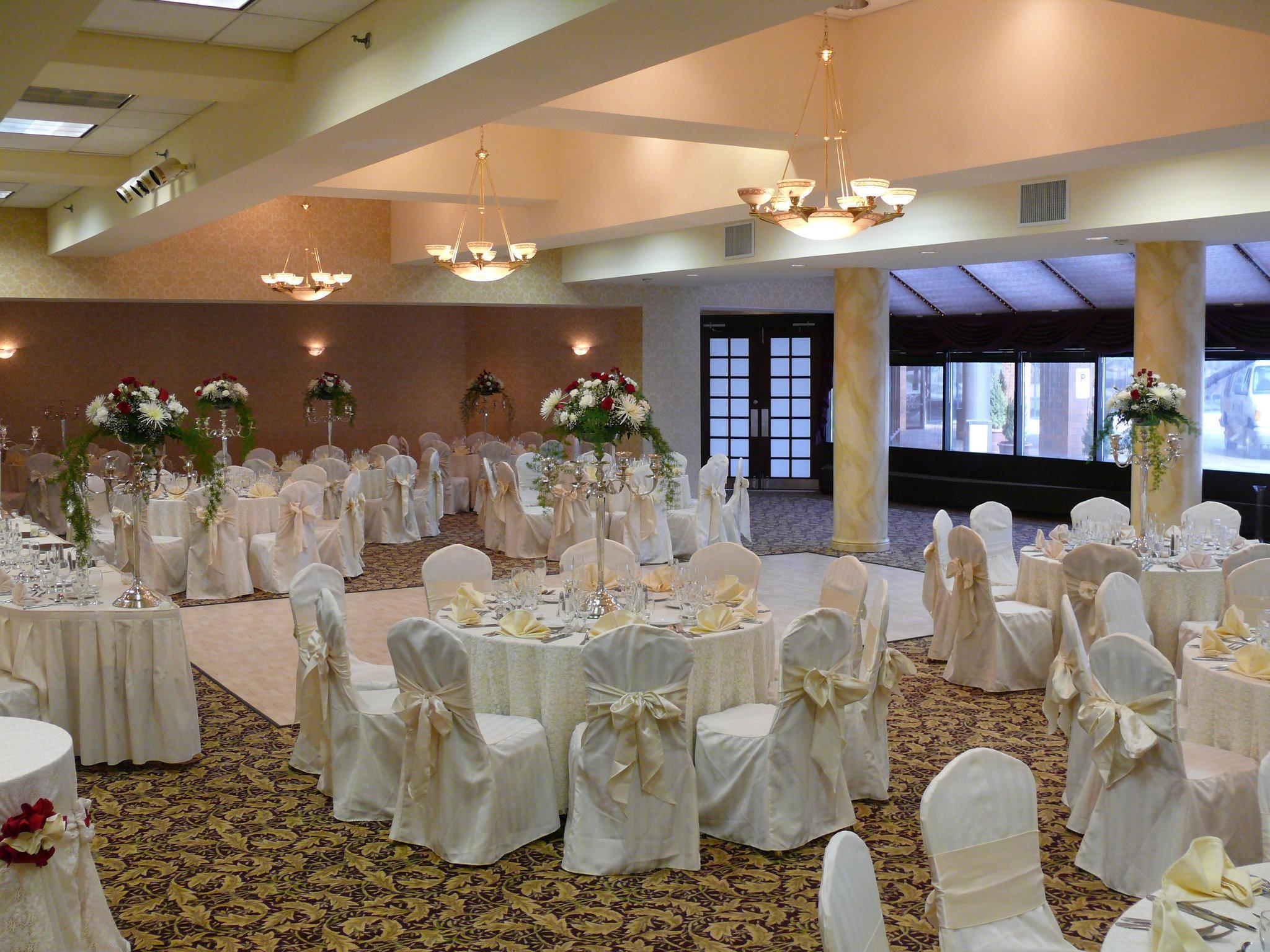 Hotel Crowne Plaza Edison By Ihg Esterno foto