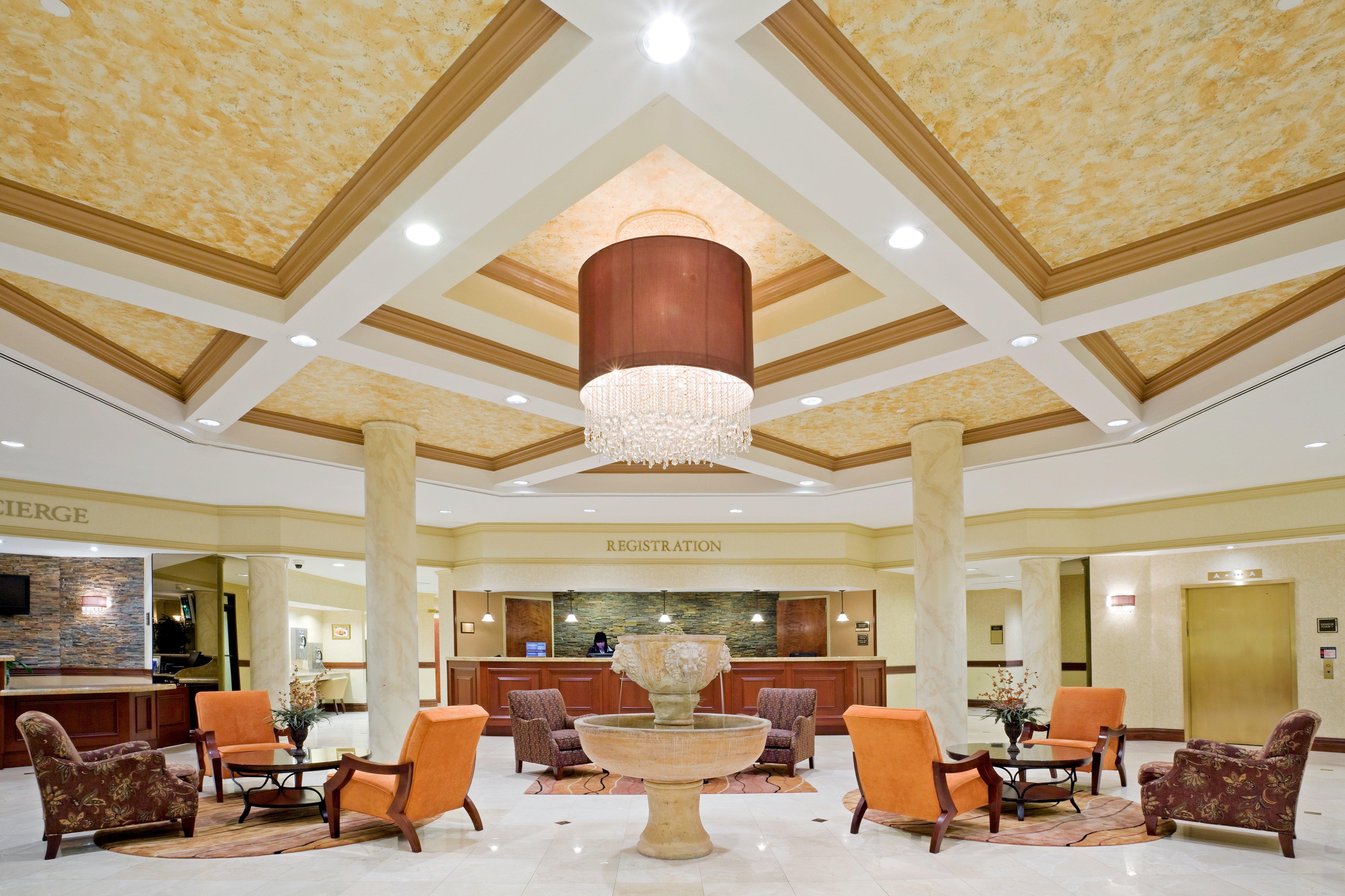 Hotel Crowne Plaza Edison By Ihg Esterno foto