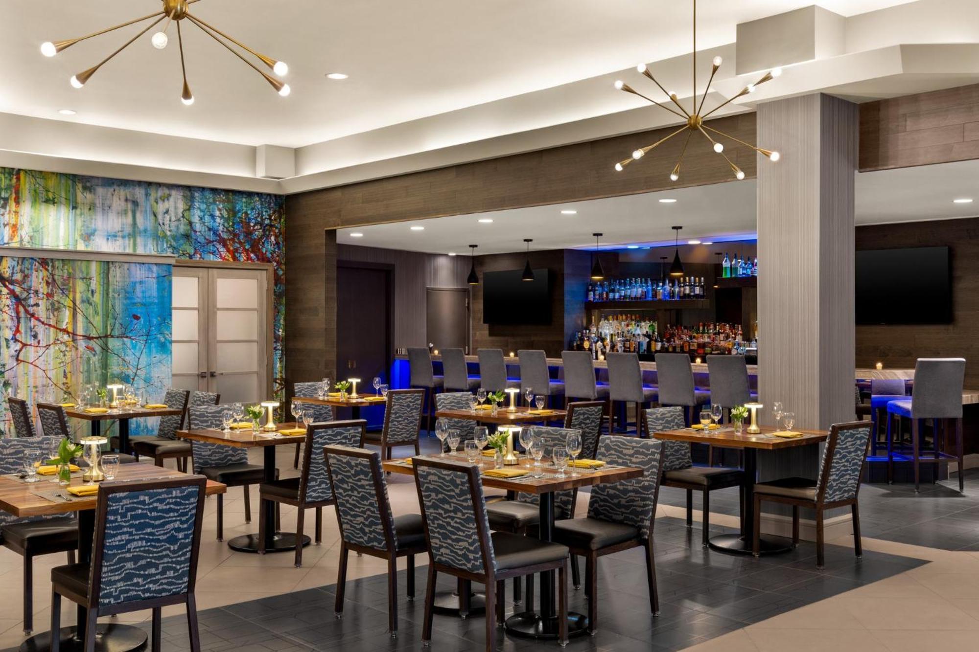 Hotel Crowne Plaza Edison By Ihg Esterno foto